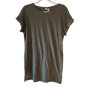 Sage rolled sleeve t-shirt